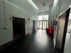UB. One (D14), Factory #557138951